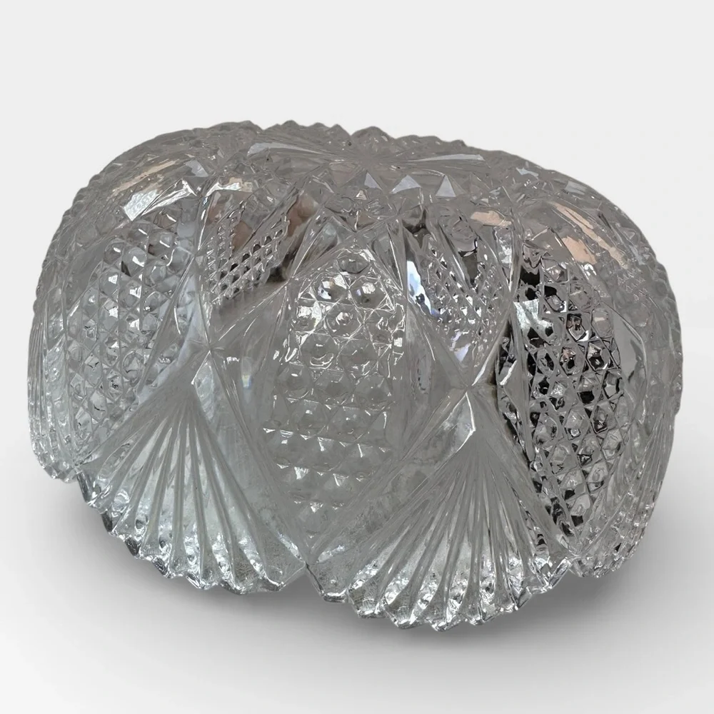 Mikasa Hoya Crystal Cut 9” Vintage Glass Bowl Centerpiece